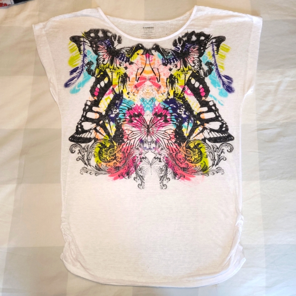 Vintage Express White Graphic Design T-shirt
